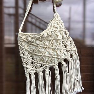 Cute fringe purse!
